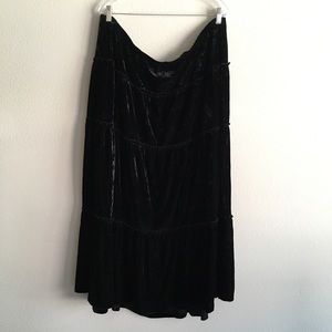 Lane Bryant| Black velvet skirt| Size:22/24